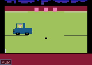 In-game screen of the game Oscar's Trash Race on Atari 2600