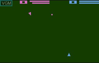 In-game screen of the game Space War on Atari 2600