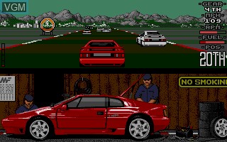 In-game screen of the game Lotus Esprit Turbo Challenge on Atari ST