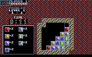 In-game screen of the game Puzznic on Atari ST