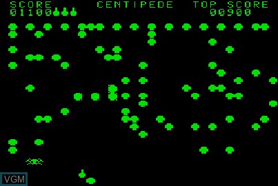 In-game screen of the game Centipede on Acorn Atom