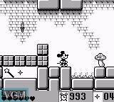 In-game screen of the game Mickey Mouse IV - Mahou no Labyrinth on Nintendo Game Boy