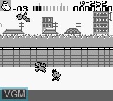 In-game screen of the game Parasol Henbee on Nintendo Game Boy
