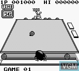 In-game screen of the game Penguin Wars on Nintendo Game Boy