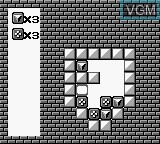 In-game screen of the game Puzznic on Nintendo Game Boy