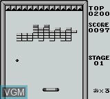 In-game screen of the game Alleyway on Nintendo Game Boy