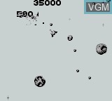 In-game screen of the game Asteroids on Nintendo Game Boy