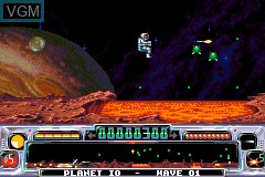 In-game screen of the game Super Dropzone - Intergalactic Rescue Mission on Nintendo GameBoy Advance