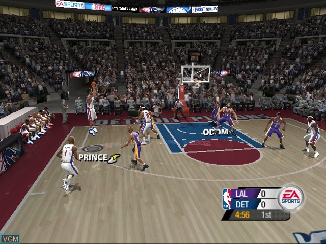 In-game screen of the game NBA Live 2005 on Nintendo GameCube