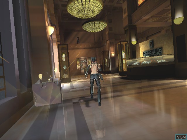 In-game screen of the game Catwoman on Nintendo GameCube