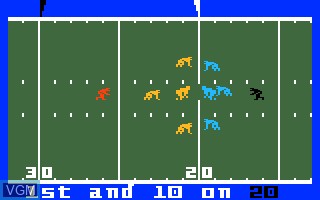 In-game screen of the game Super Pro Football on Mattel Intellivision