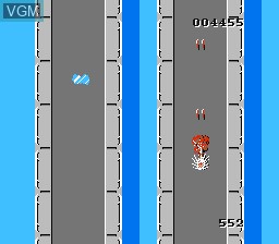 In-game screen of the game Spy Hunter on Nintendo NES