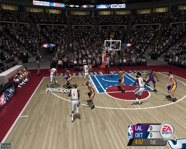 In-game screen of the game NBA Live 2005 on Sony Playstation 2