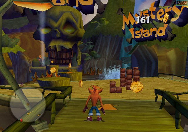 In-game screen of the game Crash Bandicoot - Gacchanko World on Sony Playstation 2