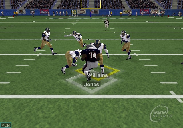 In-game screen of the game NFL GameDay 2003 on Sony Playstation 2