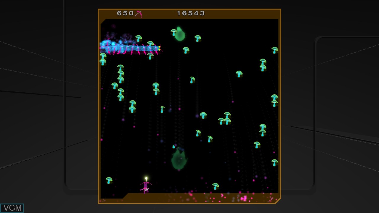 In-game screen of the game Centipede & Millipede on Microsoft Xbox 360
