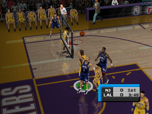 In-game screen of the game NBA Starting Five on Microsoft Xbox