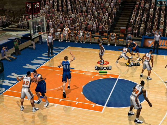 In-game screen of the game NBA Inside Drive 2003 on Microsoft Xbox